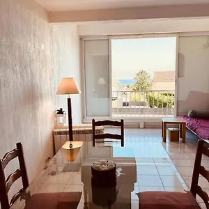 Triplex T4 83m2 Vue Avec Le Patio Et L'arrivee Autonome Bandol